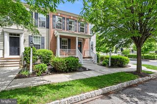 402 LINE ROAD, Mechanicsburg, PA 17050