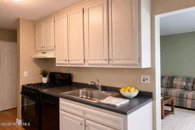 11 River Road 11-L, Nutley, NJ 07110