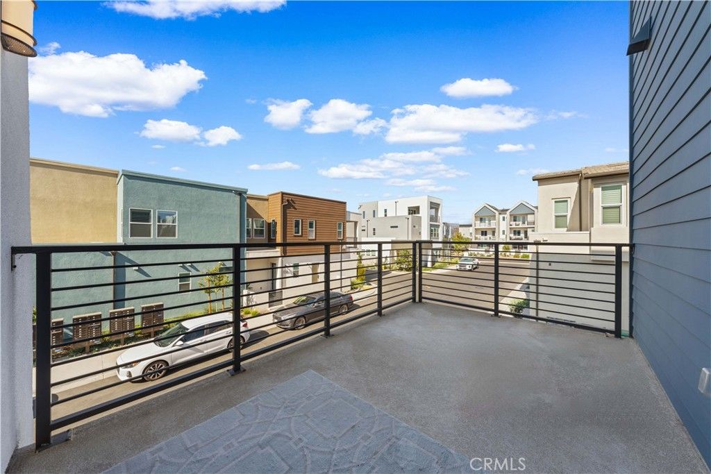 187 Biome 187, Irvine, CA 92618 — photo 2