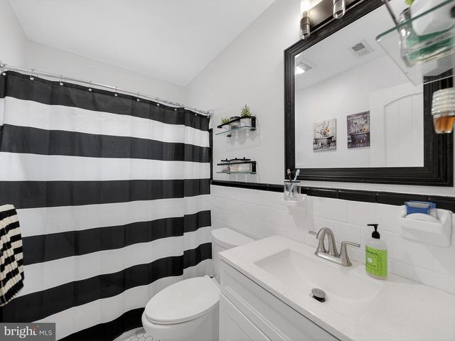 8746 MEETZE RD, Warrenton, VA 20187