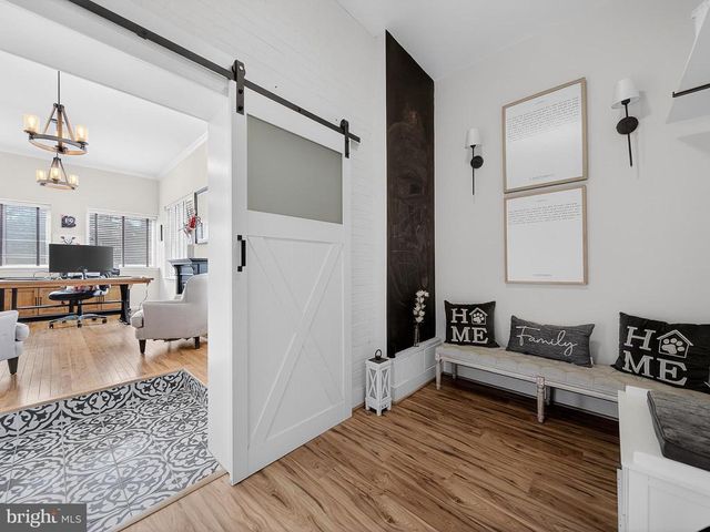 8746 MEETZE RD, Warrenton, VA 20187