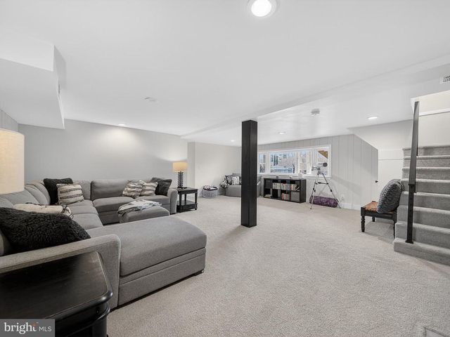 8746 MEETZE RD, Warrenton, VA 20187