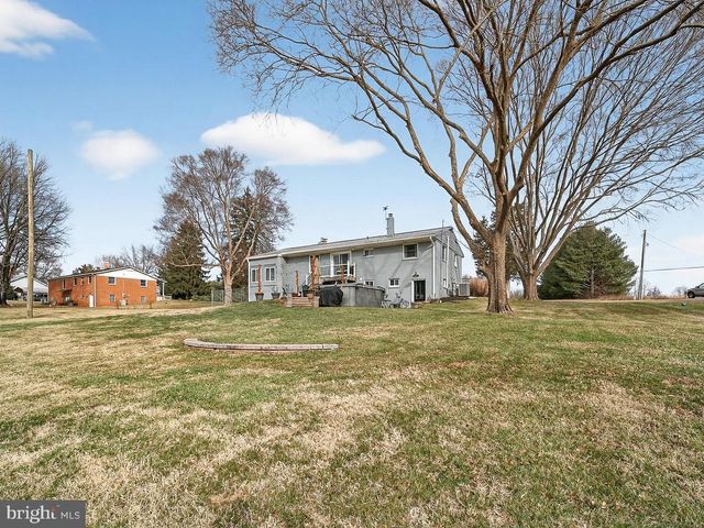 8746 MEETZE RD, Warrenton, VA 20187
