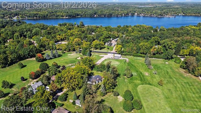 6760 Lombardy Drive, Dexter Township, MI 48118