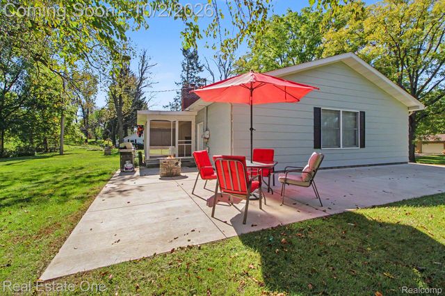 6760 Lombardy Drive, Dexter Township, MI 48118
