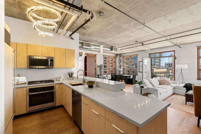 877 Island Ave 705, San Diego, CA 92101