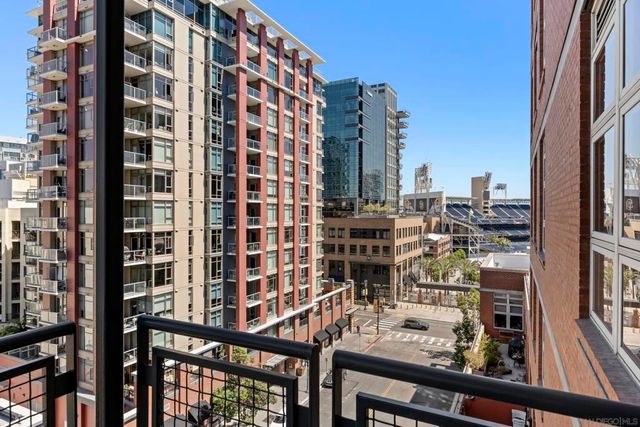 877 Island Ave 705, San Diego, CA 92101