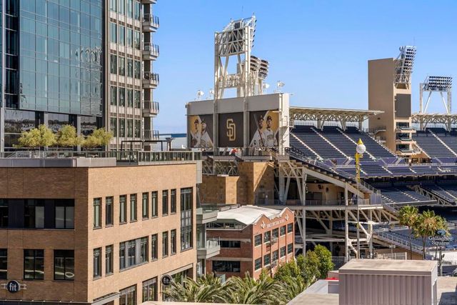 877 Island Ave 705, San Diego, CA 92101