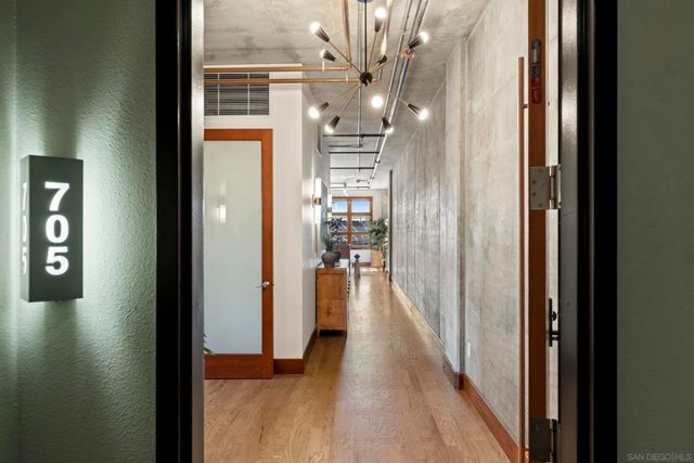 877 Island Ave 705, San Diego, CA 92101