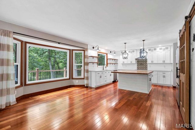 2 Patrick Lane, Defiance, MO 63341