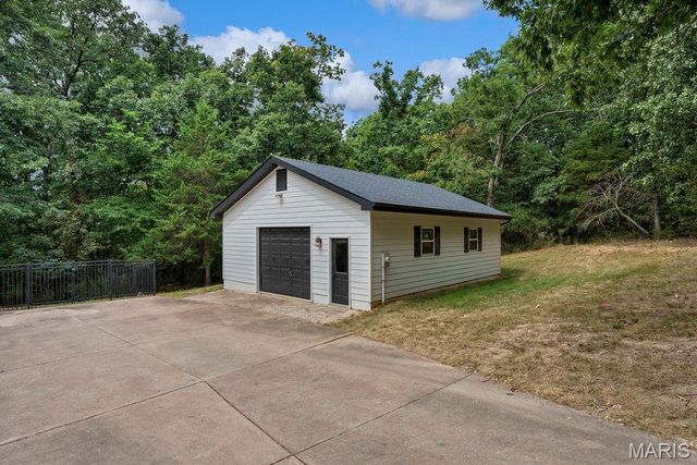 2 Patrick Lane, Defiance, MO 63341