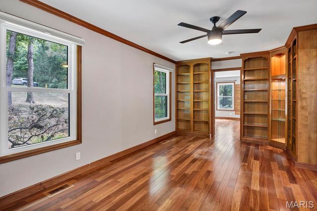 2 Patrick Lane, Defiance, MO 63341