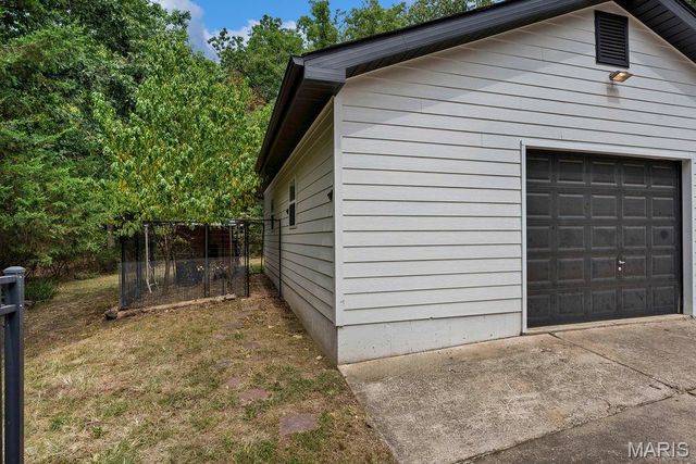 2 Patrick Lane, Defiance, MO 63341