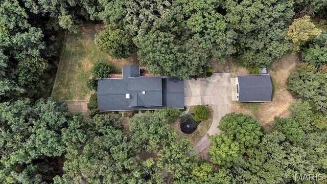 2 Patrick Lane, Defiance, MO 63341