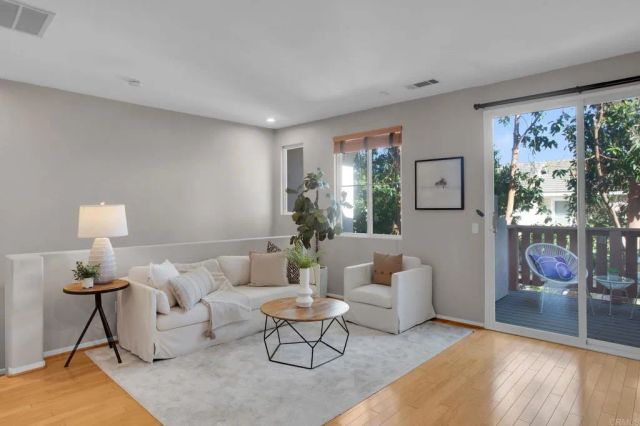 6068 Paseo Salinero, Carlsbad, CA 92009
