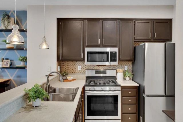 6068 Paseo Salinero, Carlsbad, CA 92009