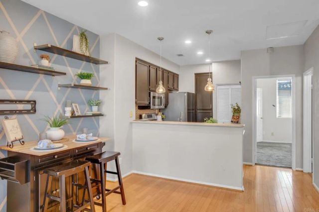 6068 Paseo Salinero, Carlsbad, CA 92009