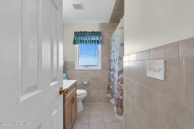 273 Evergreen Drive, Bayville, NJ 08721