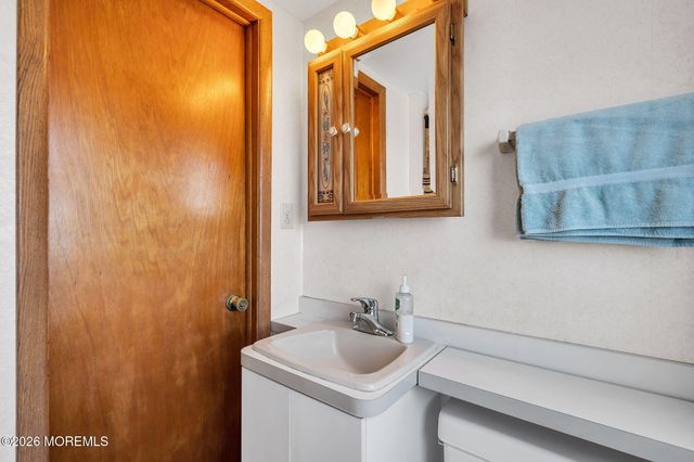 273 Evergreen Drive, Bayville, NJ 08721