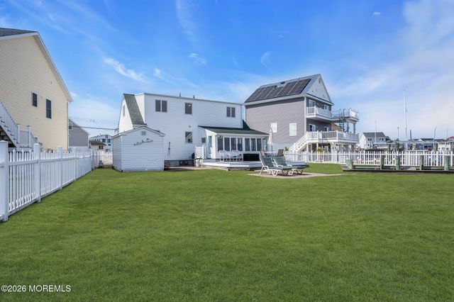 273 Evergreen Drive, Bayville, NJ 08721