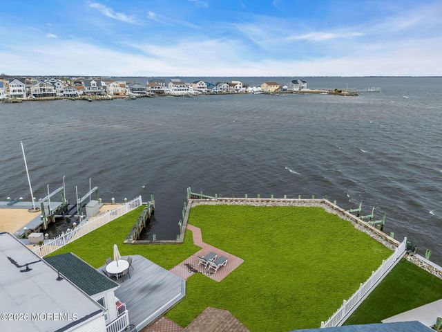 273 Evergreen Drive, Bayville, NJ 08721