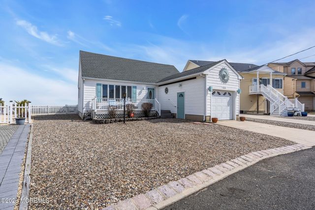 273 Evergreen Drive, Bayville, NJ 08721