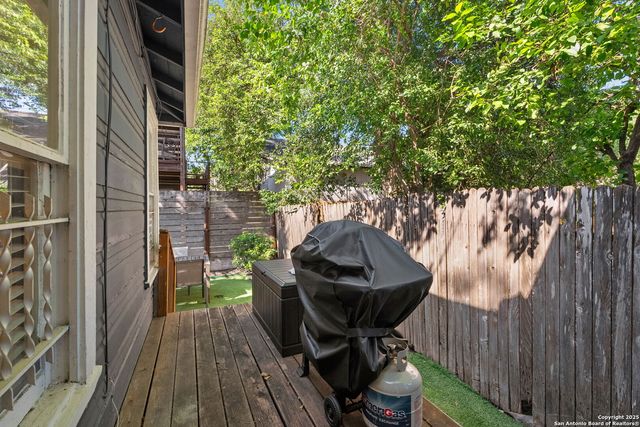 118 Callaghan Ave, San Antonio, TX 78210