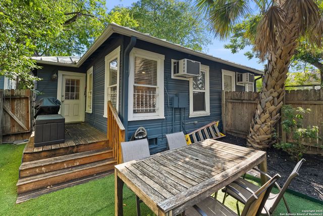 118 Callaghan Ave, San Antonio, TX 78210