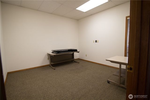 716 E Fairhaven Avenue, Burlington, WA 98233