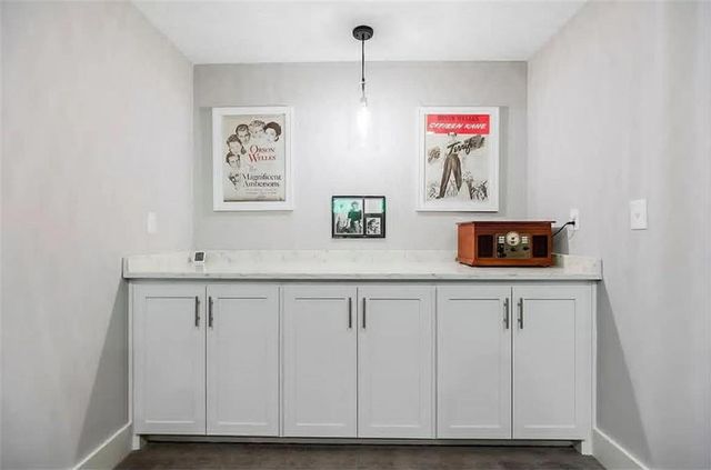 9305 SW Sushi Circle, Lee's Summit, MO 64064