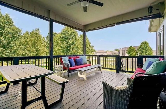 9305 SW Sushi Circle, Lee's Summit, MO 64064