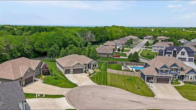 9305 SW Sushi Circle, Lee's Summit, MO 64064