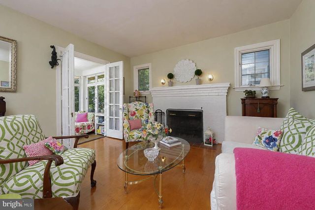 618 ELM TER, Riverton, NJ 08077