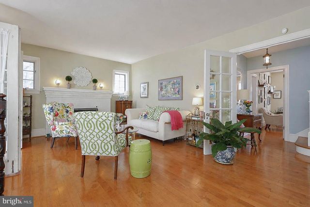 618 ELM TER, Riverton, NJ 08077