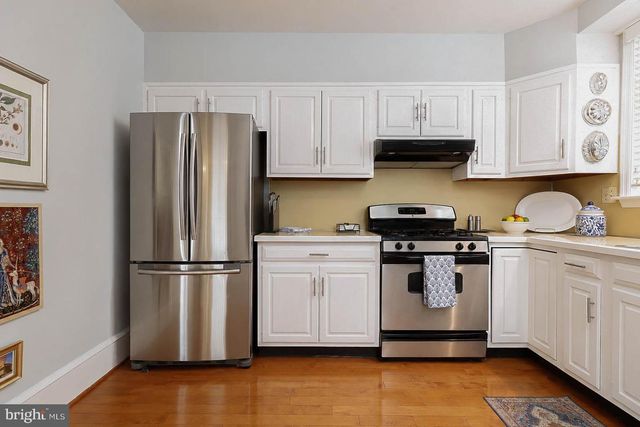 618 ELM TER, Riverton, NJ 08077