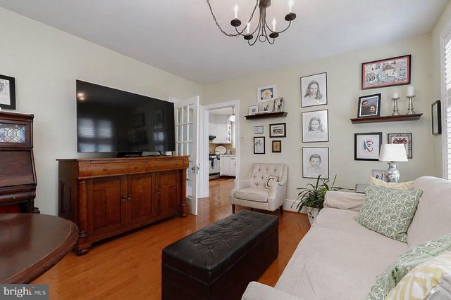 618 ELM TER, Riverton, NJ 08077