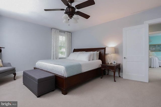 618 ELM TER, Riverton, NJ 08077