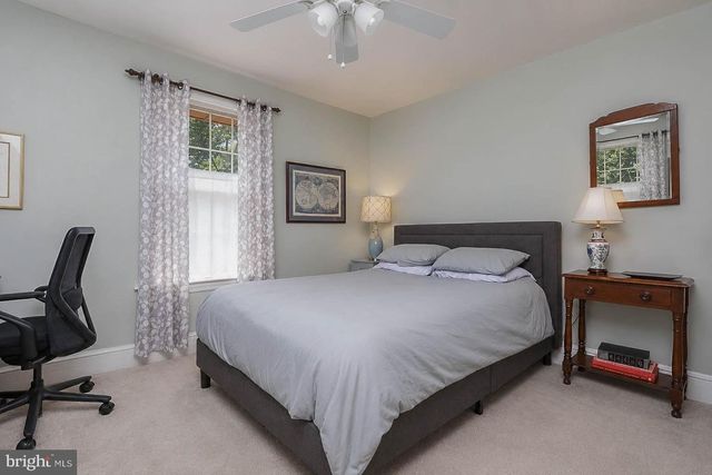 618 ELM TER, Riverton, NJ 08077