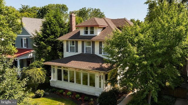 618 ELM TER, Riverton, NJ 08077