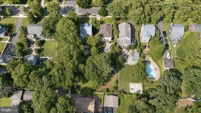 618 ELM TER, Riverton, NJ 08077