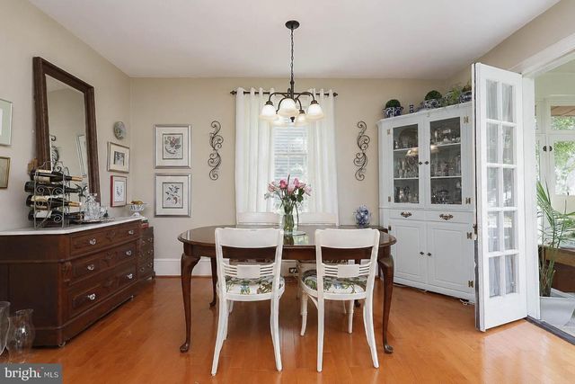 618 ELM TER, Riverton, NJ 08077