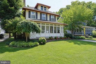 618 ELM TER, Riverton, NJ 08077