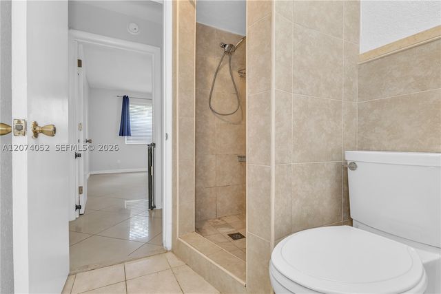 2175 NE 56th St 103, Fort Lauderdale, FL 33308