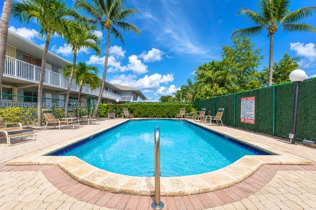 2175 NE 56th St 103, Fort Lauderdale, FL 33308