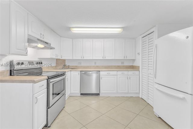 2175 NE 56th St 103, Fort Lauderdale, FL 33308