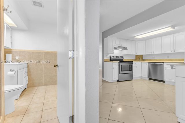 2175 NE 56th St 103, Fort Lauderdale, FL 33308