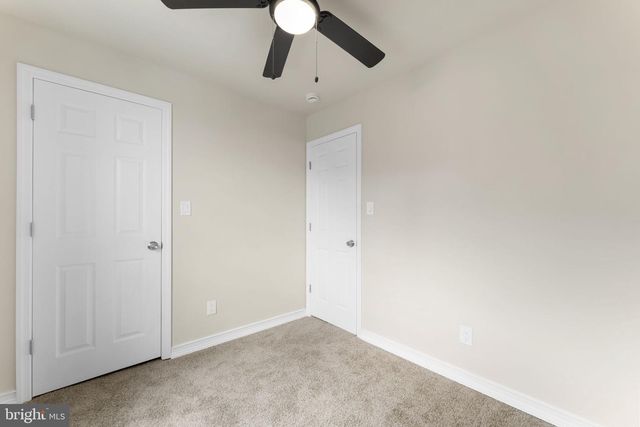 370 AMOSLAND RD, Holmes, PA 19043