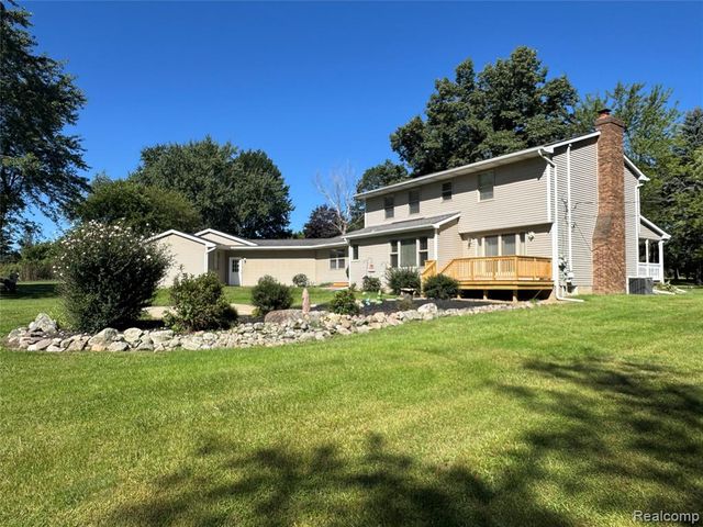 8245 Kier Road, Clarkston, MI 48348