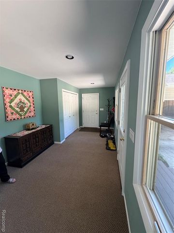 8245 Kier Road, Clarkston, MI 48348