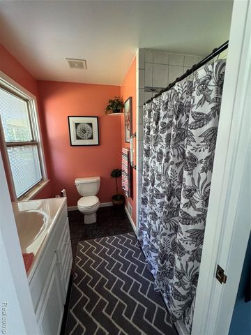 8245 Kier Road, Clarkston, MI 48348